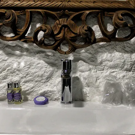 Art'otel Bed and Breakfast 4*