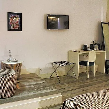 Art'otel 4* Барселуш