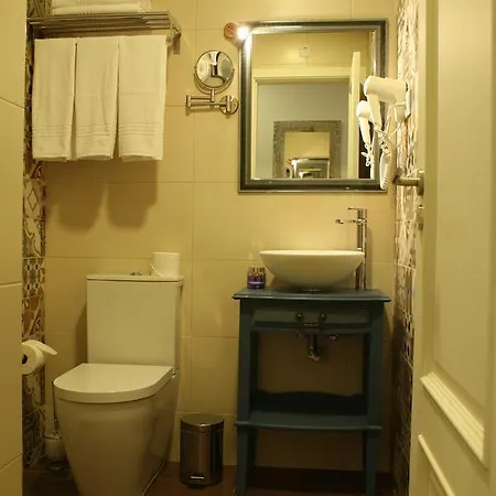 Art'otel Nocleg ze śniadaniem 4*