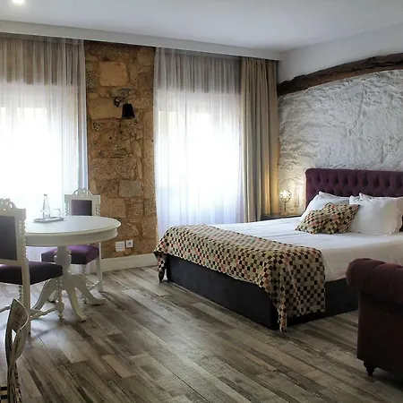 Art'otel Frühstückspension Barcelos