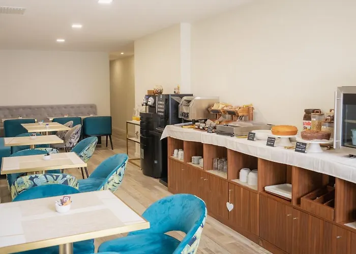 Art'otel Bed & Breakfast 4*